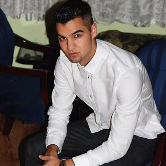 Meet your Posher, Stephen - Picture 1 of 1